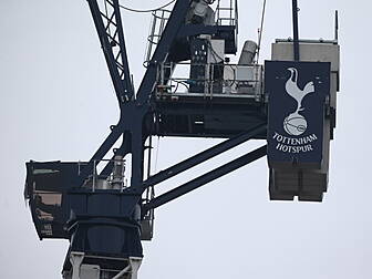 Tottenham announce record reve...